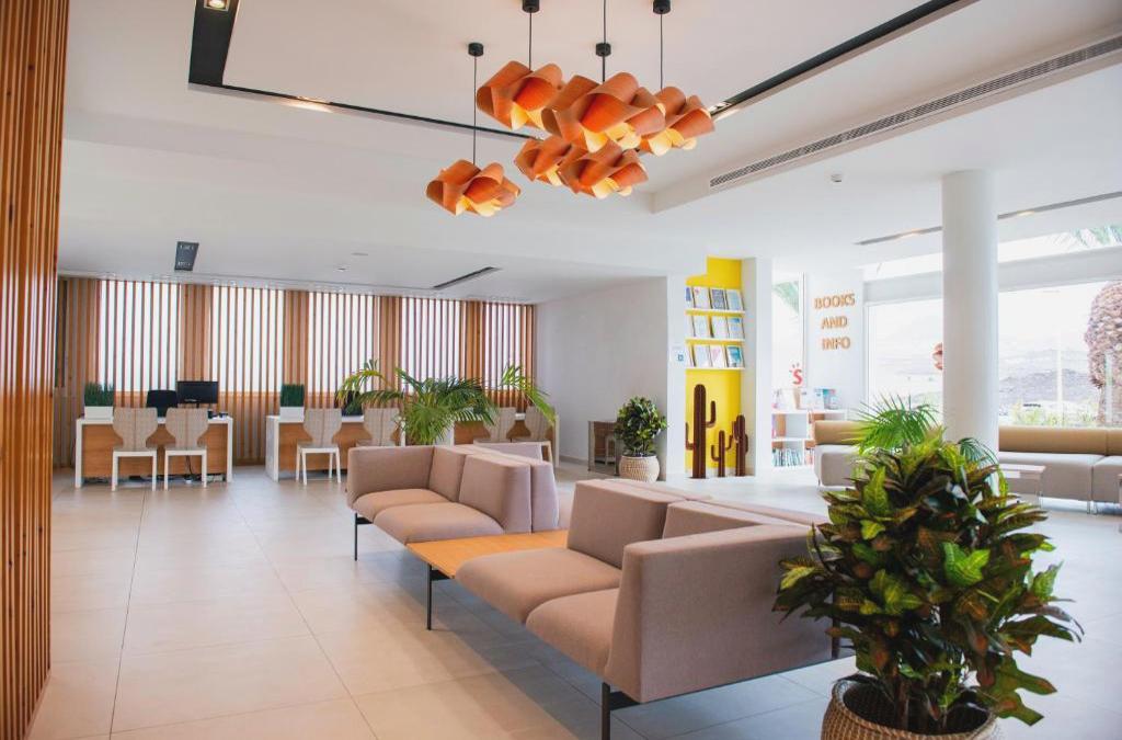 Disfruta de Lanzarato en un hotel 4* - SENTIDO Aequora Lanzarote Suites