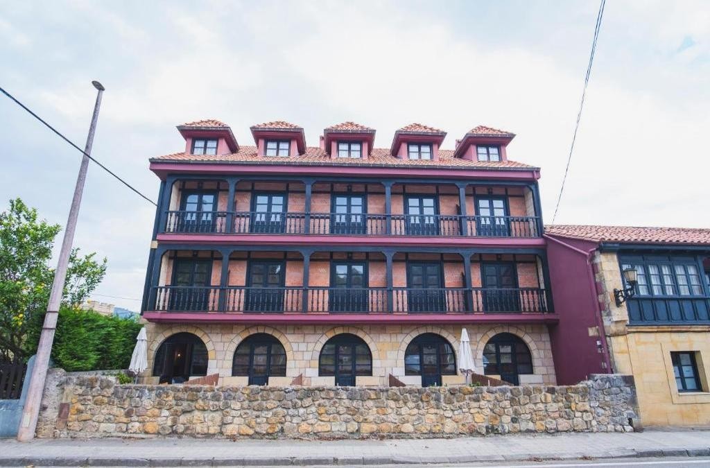 ¡Fin de Semana con Parque de Naturaleza Cabárceno! - Hotel Alda Puerto Calderón