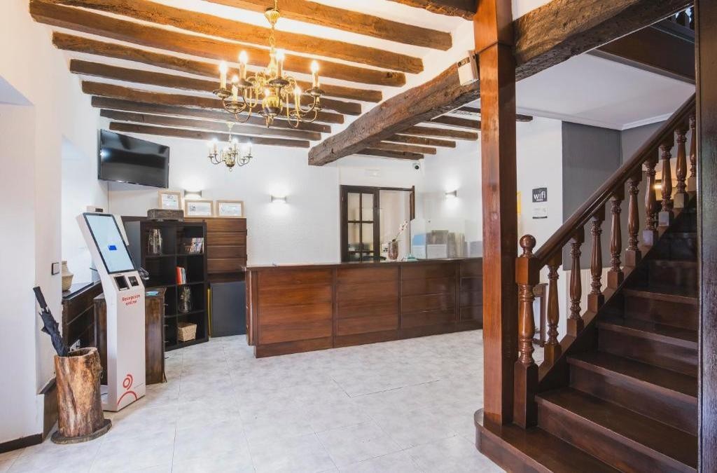 ¡Fin de Semana con Parque de Naturaleza Cabárceno! - Hotel Alda Puerto Calderón