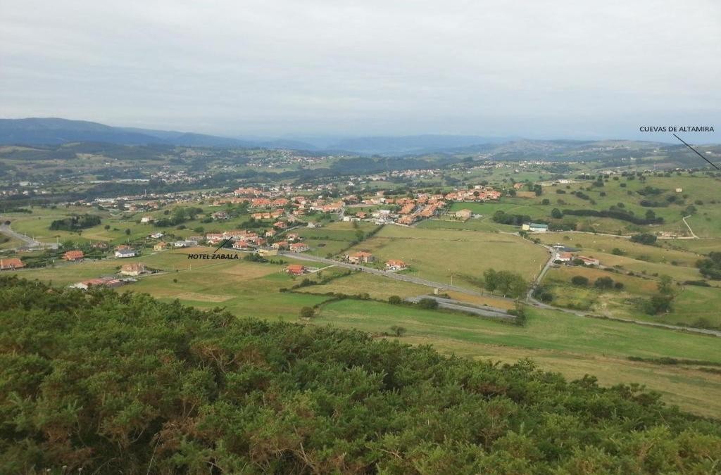 Desconecta de la rutina en Santillana del Mar - Hotel Zabala