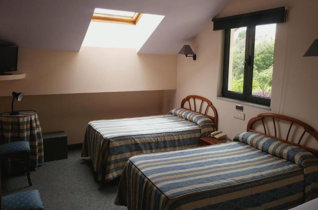Desconecta de la rutina en Santillana del Mar - Hotel Zabala