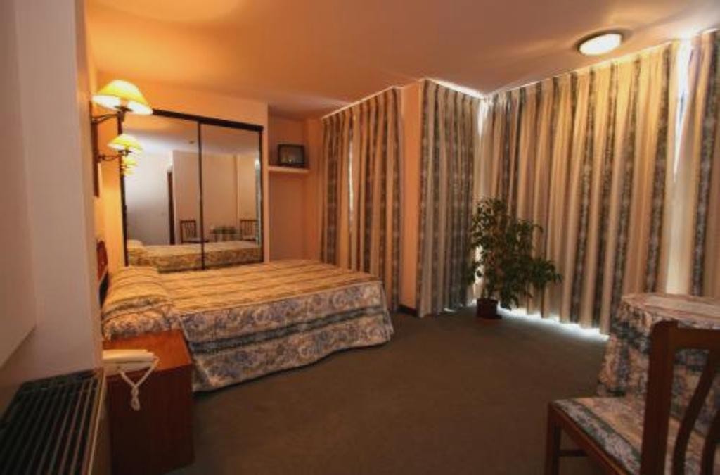 Desconecta de la rutina en Santillana del Mar - Hotel Zabala