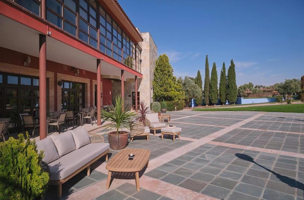 Toledo a todo lujo: hotel 4* en un entorno único ¡Spa incluido!