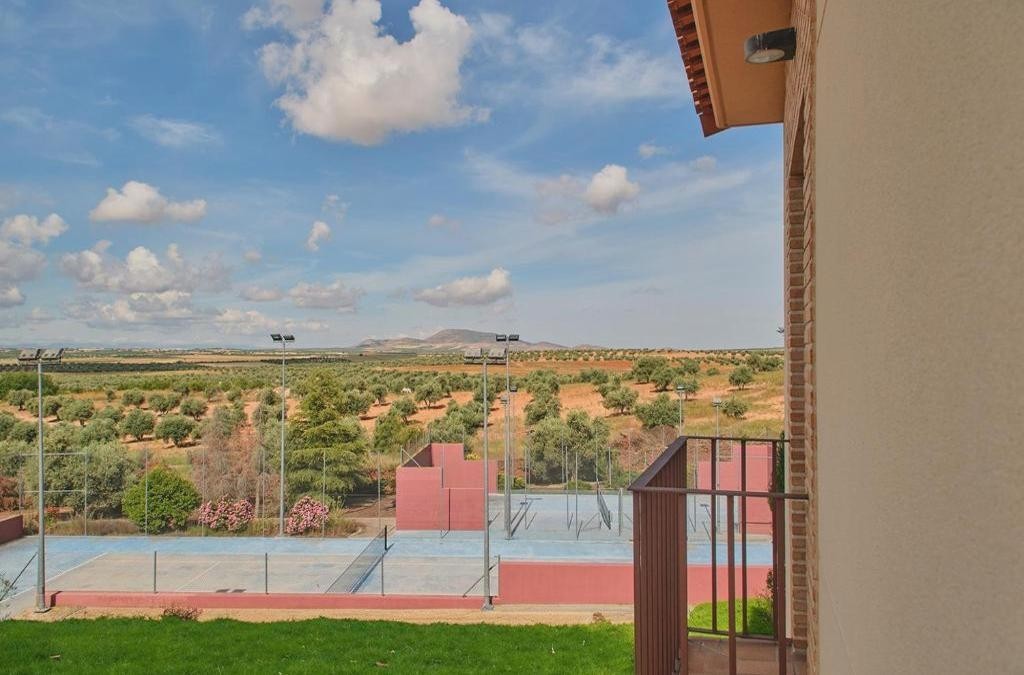 Toledo a todo lujo: hotel 4* en un entorno único ¡Spa incluido! - Hotel Spa Villa Nazules
