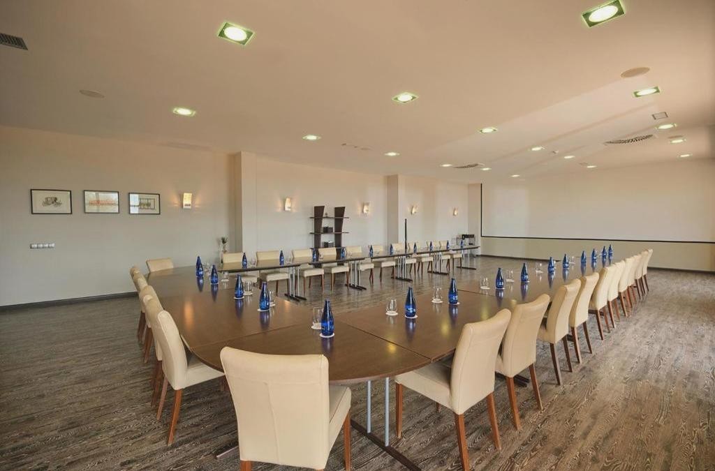 Toledo a todo lujo: hotel 4* en un entorno único ¡Spa incluido! - Hotel Spa Villa Nazules