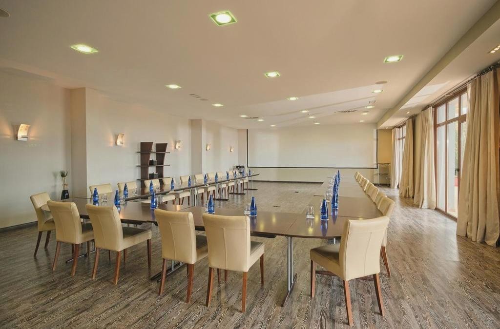 Toledo a todo lujo: hotel 4* en un entorno único ¡Spa incluido! - Hotel Spa Villa Nazules
