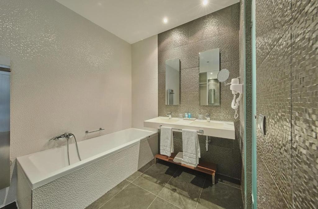 Toledo a todo lujo: hotel 4* en un entorno único ¡Spa incluido! - Hotel Spa Villa Nazules
