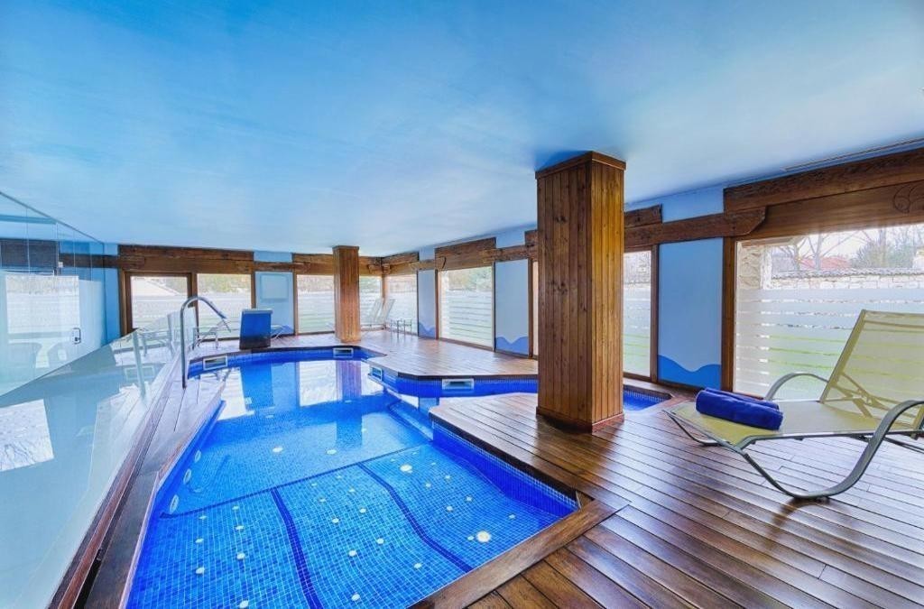 Relax entre viñedos: hotel 4* con spa en la Ribera del Duero - AZZ Peñafiel Las Claras Hotel & Spa