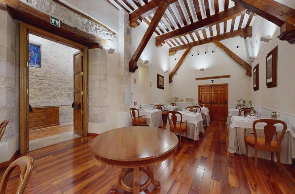 Relax entre viñedos: hotel 4* con spa en la Ribera del Duero - AZZ Peñafiel Las Claras Hotel & Spa