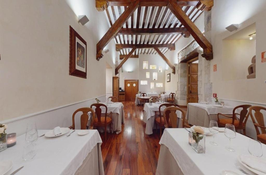 Relax entre viñedos: hotel 4* con spa en la Ribera del Duero - AZZ Peñafiel Las Claras Hotel & Spa