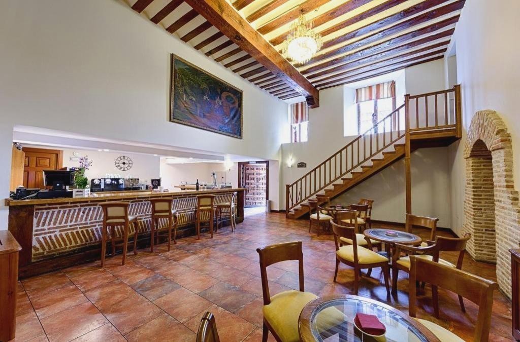 Relax entre viñedos: hotel 4* con spa en la Ribera del Duero - AZZ Peñafiel Las Claras Hotel & Spa