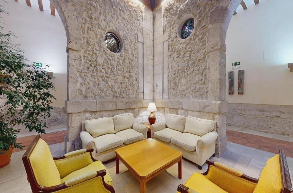 Relax entre viñedos: hotel 4* con spa en la Ribera del Duero - AZZ Peñafiel Las Claras Hotel & Spa