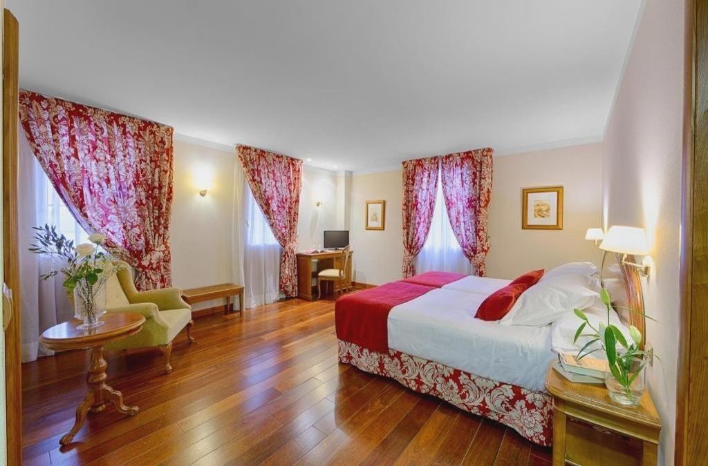 Relax entre viñedos: hotel 4* con spa en la Ribera del Duero - AZZ Peñafiel Las Claras Hotel & Spa