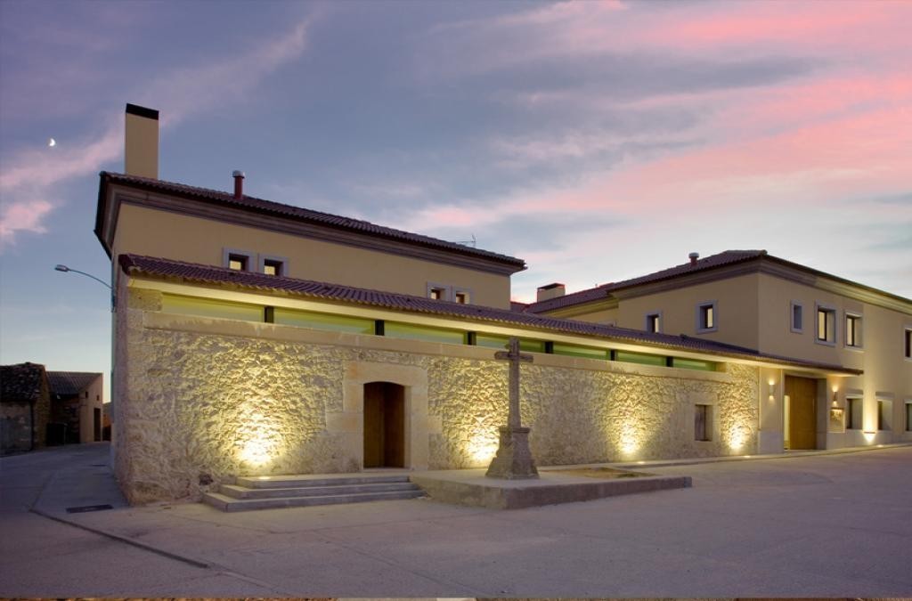 Escapada romántica con sesión de spa privado en el corazón de Castilla
