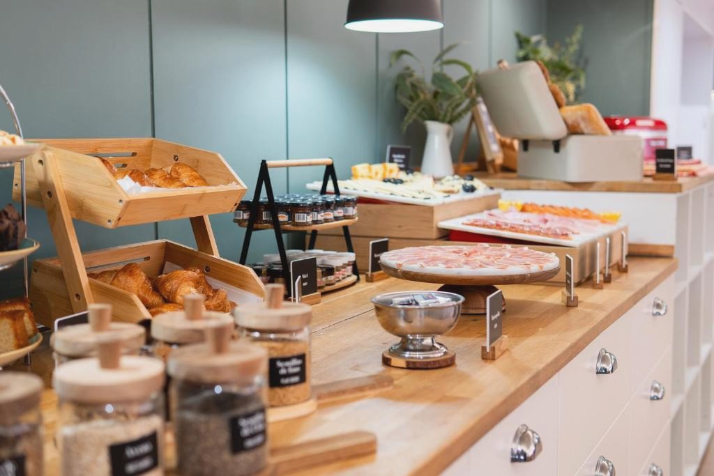 ¡Especial Barcelona en Hotel de 3 o 4 estrellas! - Tres Torres Atiram Hotel