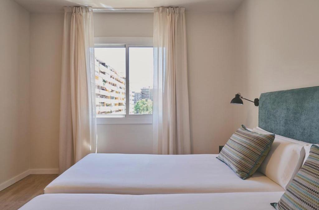 ¡Hotel 4* céntrico en Barcelona con Desayuno!