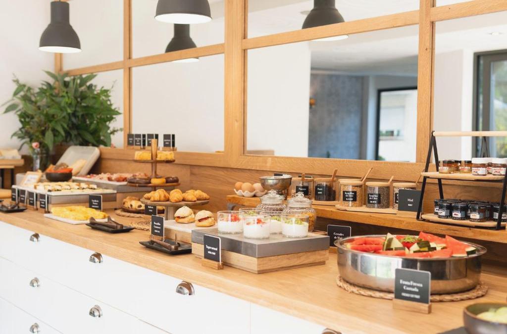 ¡Hotel 4* céntrico en Barcelona con Desayuno! - Atiram Arenas