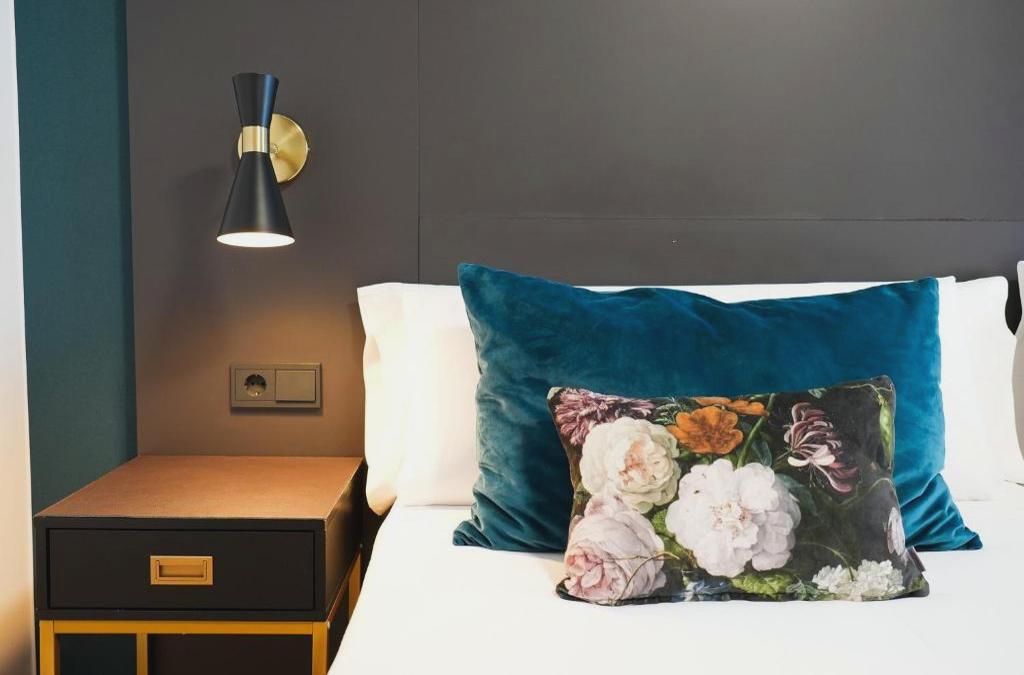 ¡Hotel 4* céntrico en Barcelona con Desayuno! - Atiram Arenas