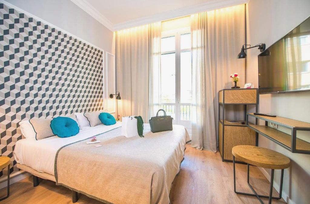 Ona Hotels Mosaic