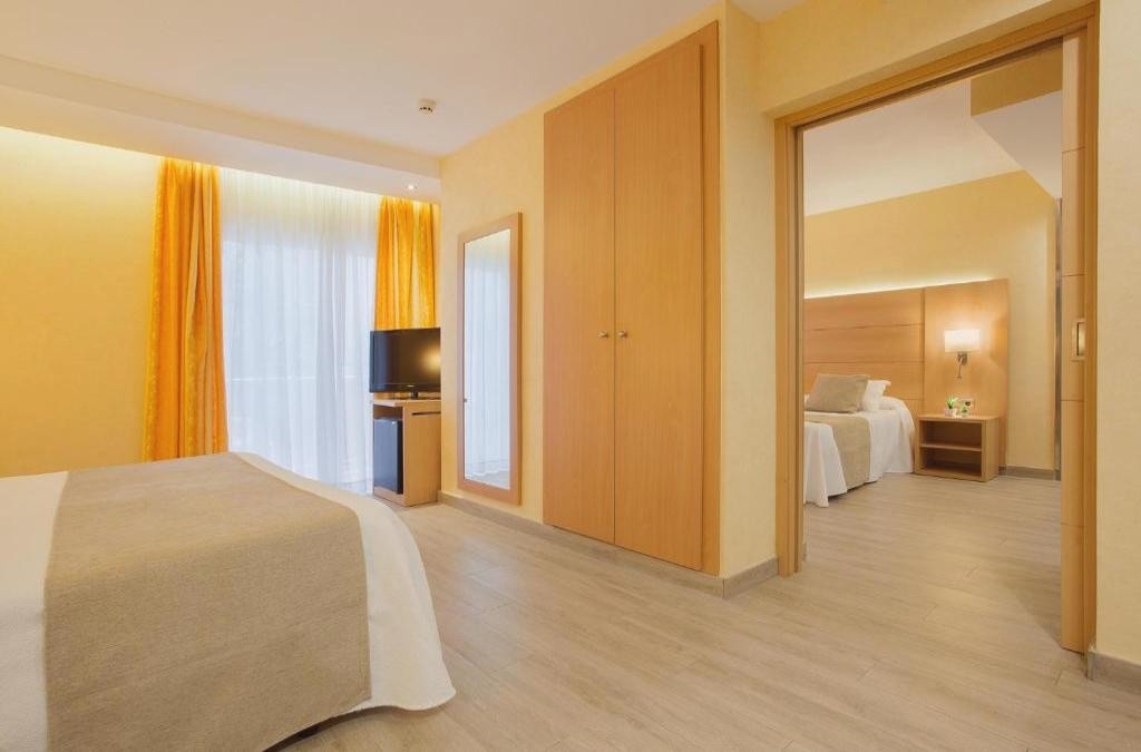 Blanes en 1ª línea de playa - Hotel Pimar & Spa