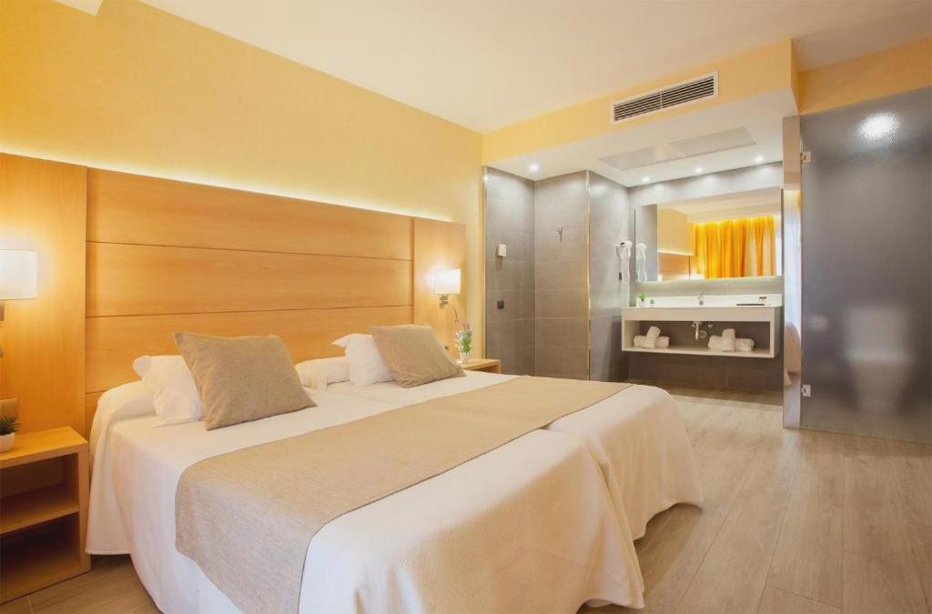Blanes en 1ª línea de playa - Hotel Pimar & Spa