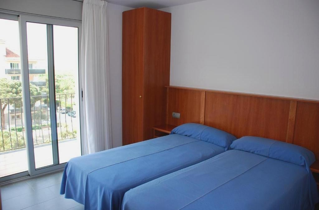 ¡ÚLTIMA HORA! Blanes a 200 metros de la playa en Media Pensión - Hotel Stella Maris