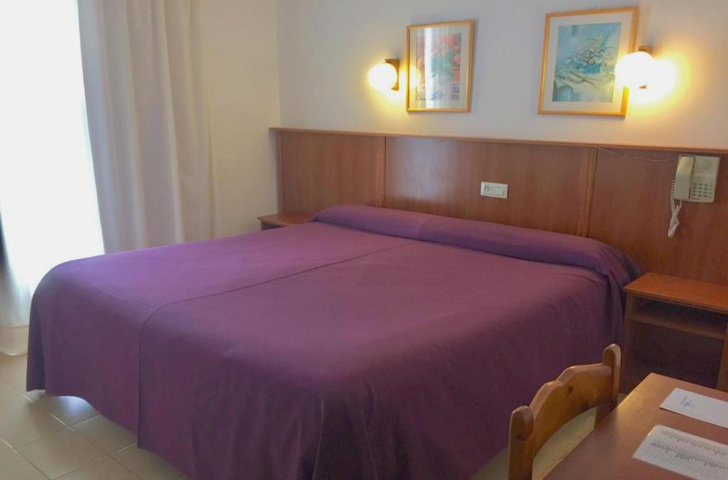 ¡ÚLTIMA HORA! Blanes a 200 metros de la playa en Media Pensión - Hotel Stella Maris