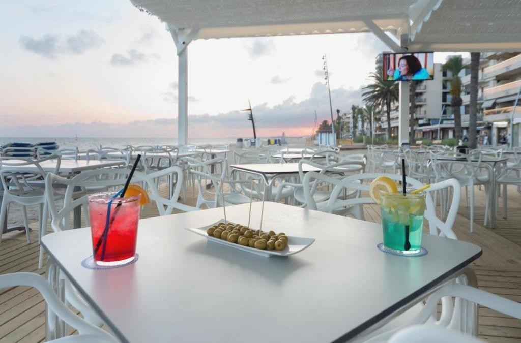 ¡Última hora! Disfruta de Calafell desde la mejor ubicación junto al mar - 4R Miramar Calafell
