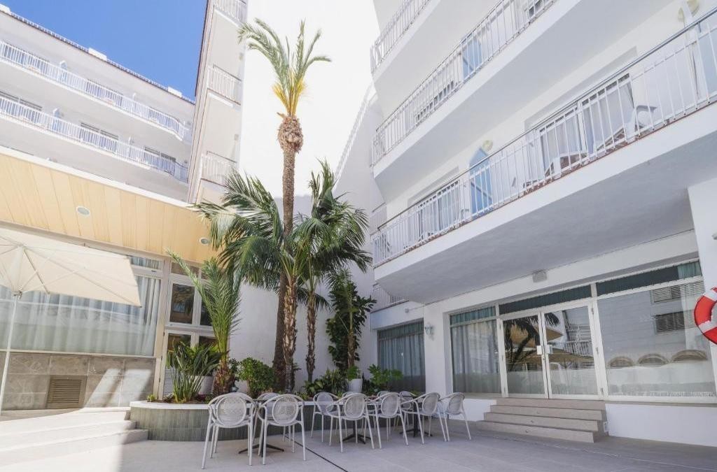 ¡Aún quedan días de playa! Disfruta en Calella - Hotel Miami Calella