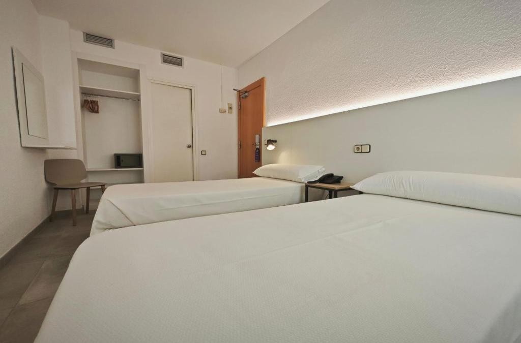 ¡Aún quedan días de playa! Disfruta en Calella - Hotel Miami Calella