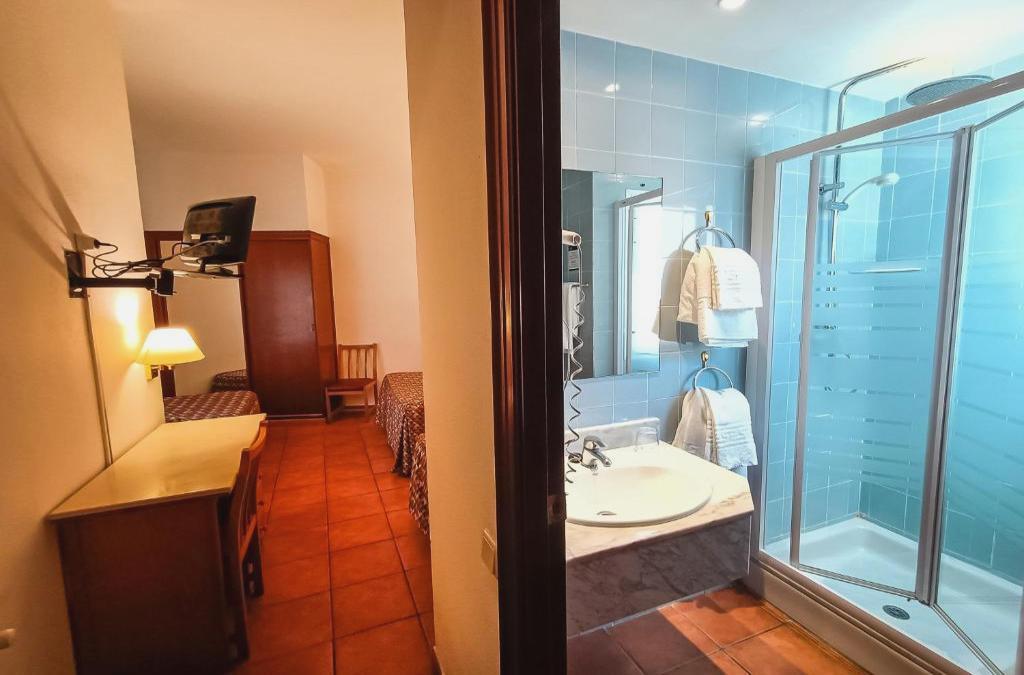 A un paso del mar en Cambrils: desconecta frente al Mediterráneo - Hotel Can Solé