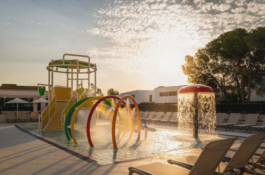 Estrena resort de lujo 4* superior en Comarruga a primera linea de playa - Estival Maramar