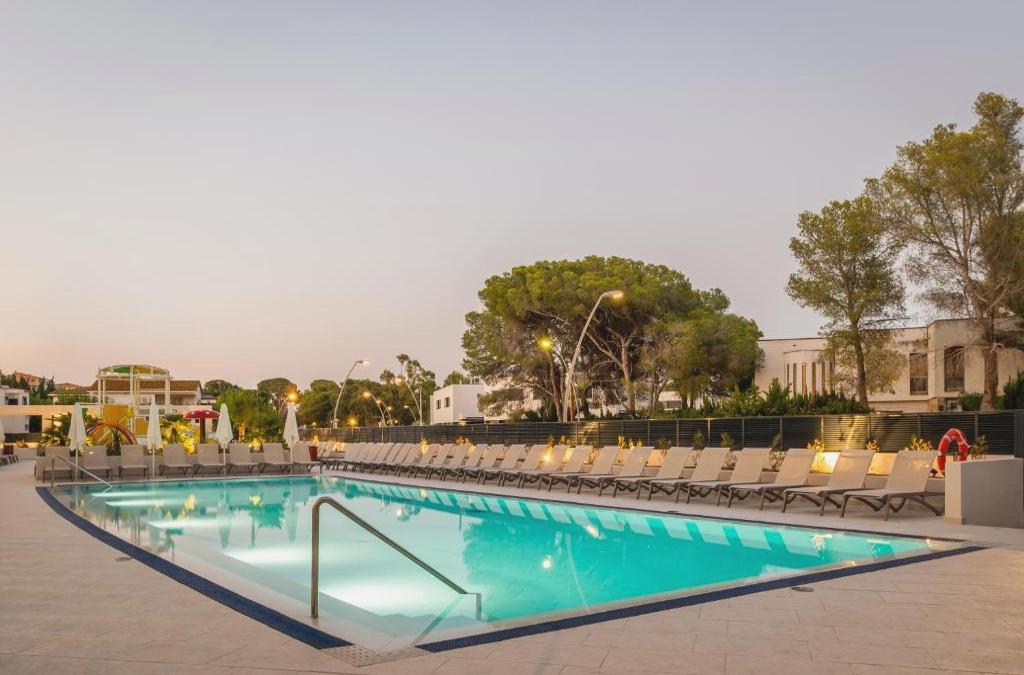 Estrena resort de lujo 4* superior en Comarruga a primera linea de playa - Estival Maramar