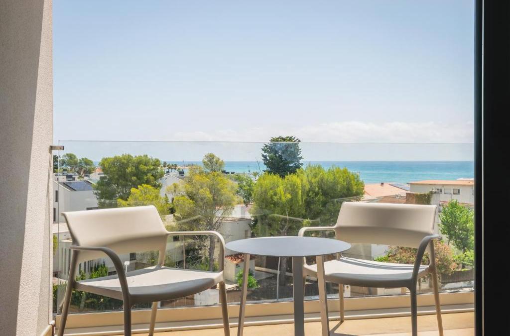 Estrena resort de lujo 4* superior en Comarruga a primera linea de playa - Estival Maramar