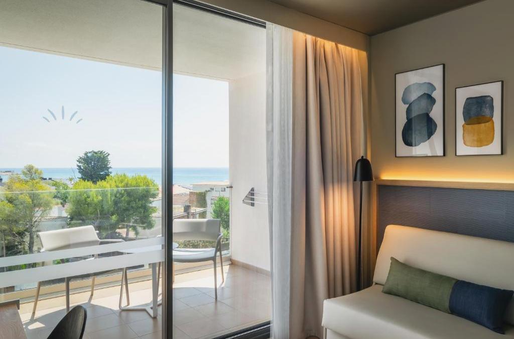Estrena resort de lujo 4* superior en Comarruga a primera linea de playa - Estival Maramar