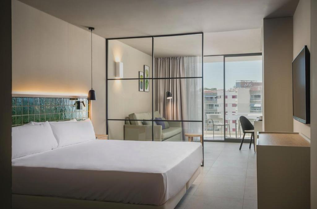 Estrena resort de lujo 4* superior en Comarruga a primera linea de playa - Estival Maramar