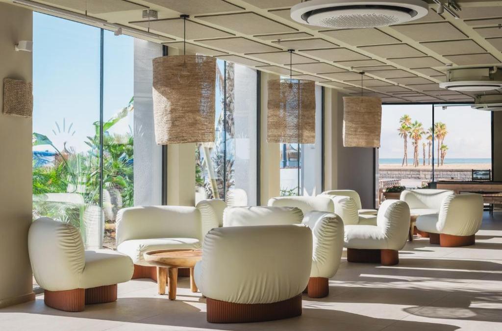 Estrena resort de lujo 4* superior en Comarruga a primera linea de playa