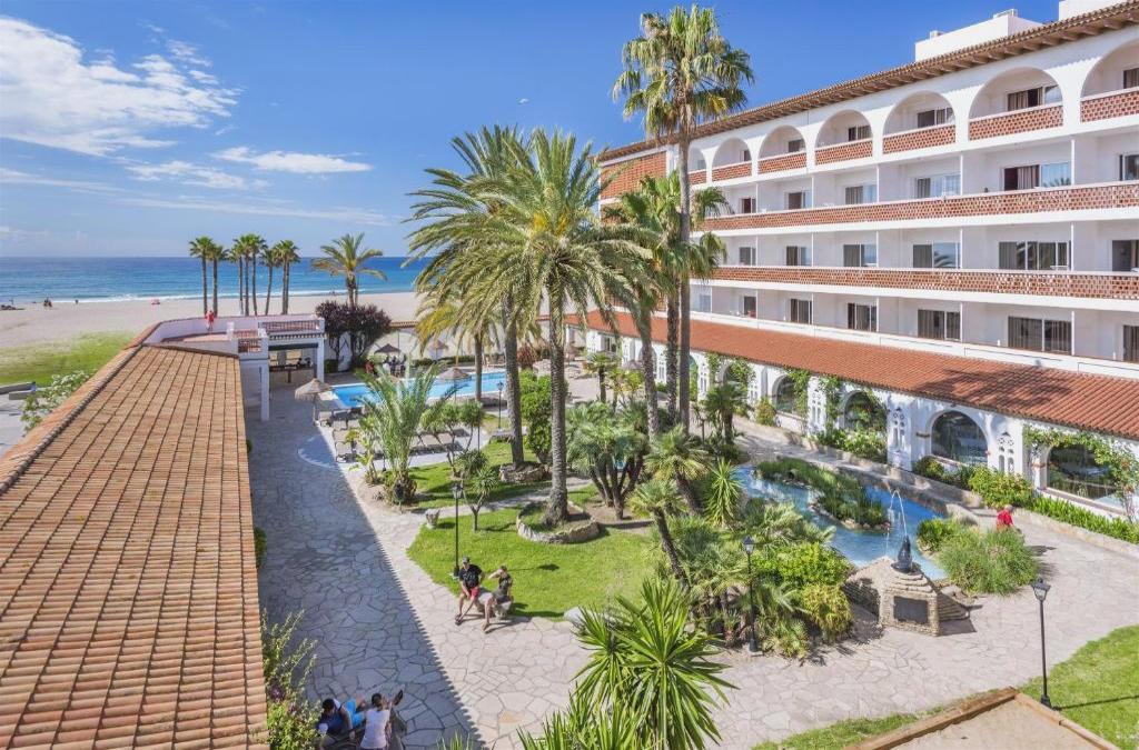 Beachfront hotel in Comarruga Costa Dorada
