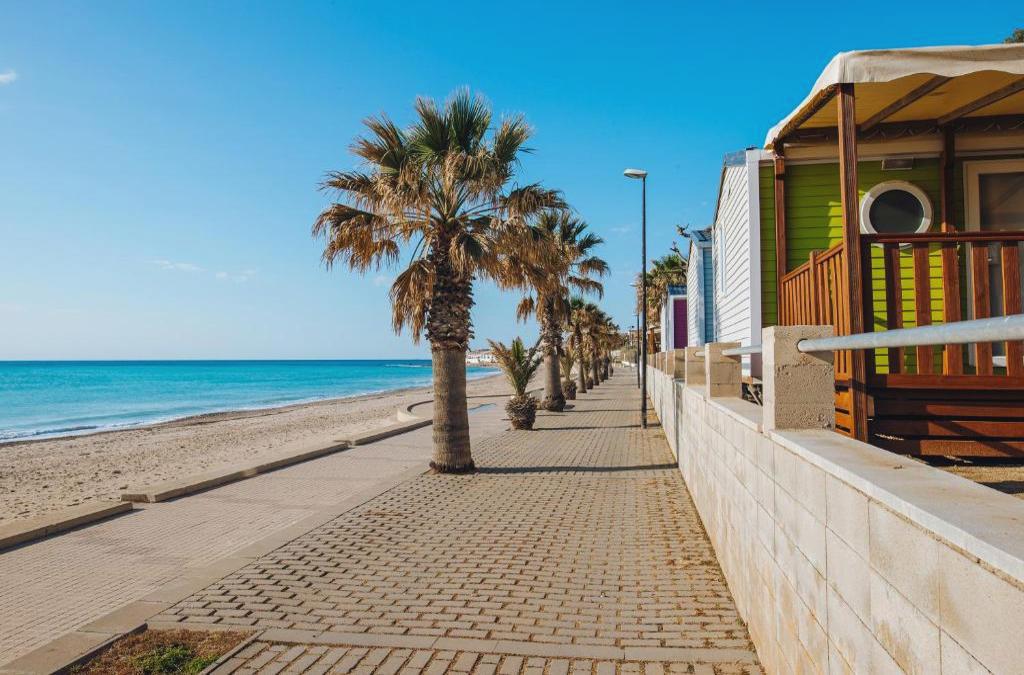 ¡ÚLTIMA HORA! Resort en primera línea de playa cerca de l'Hospitalet de l'Infant (Costa Dorada)