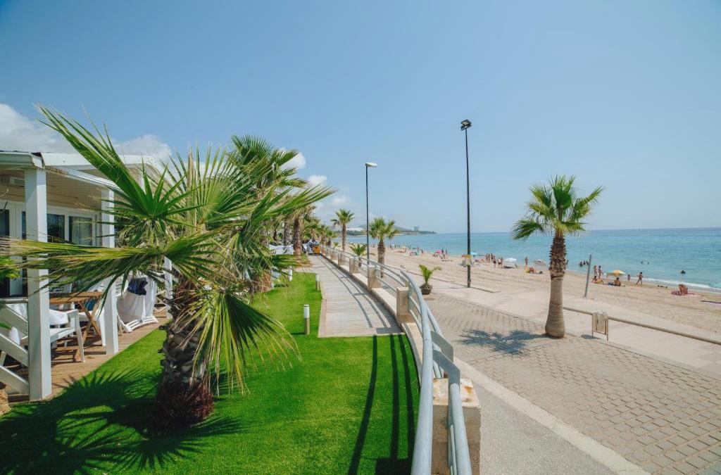 ¡ÚLTIMA HORA! Resort en primera línea de playa cerca de l'Hospitalet de l'Infant (Costa Dorada) - Alannia Costa Dorada