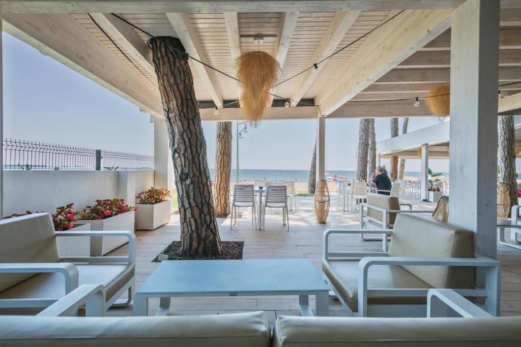 1ª línea de playa en Hotel 4* en la Pineda - Hotel Best Terramarina