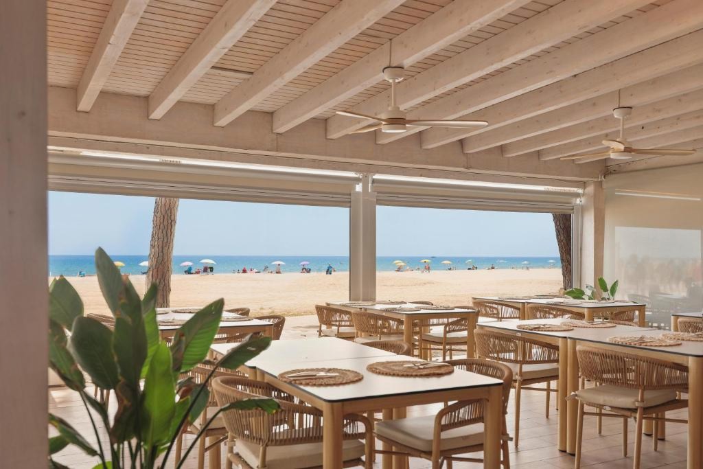 1ª línea de playa en Hotel 4* en la Pineda - Hotel Best Terramarina