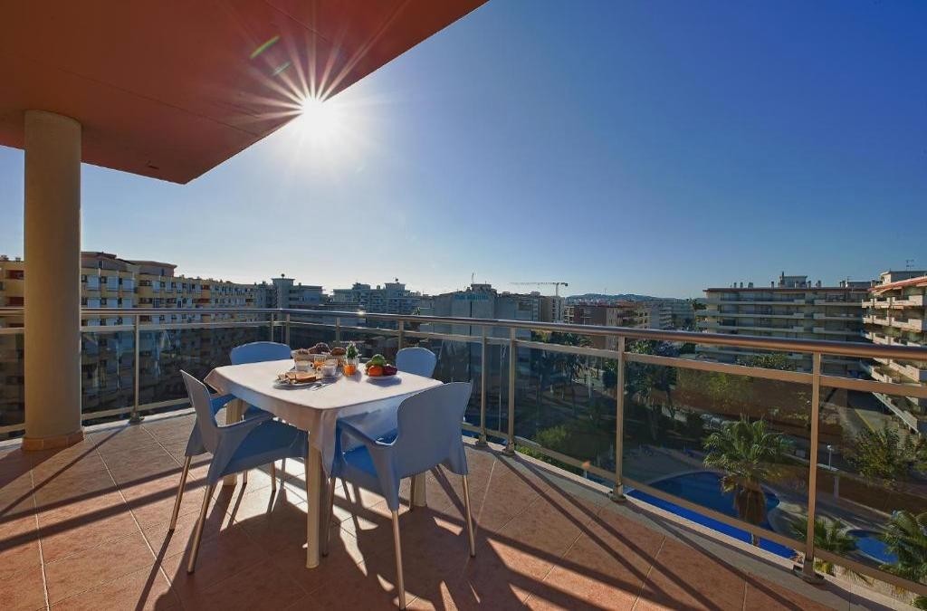 Rentalmar Pineda Suites