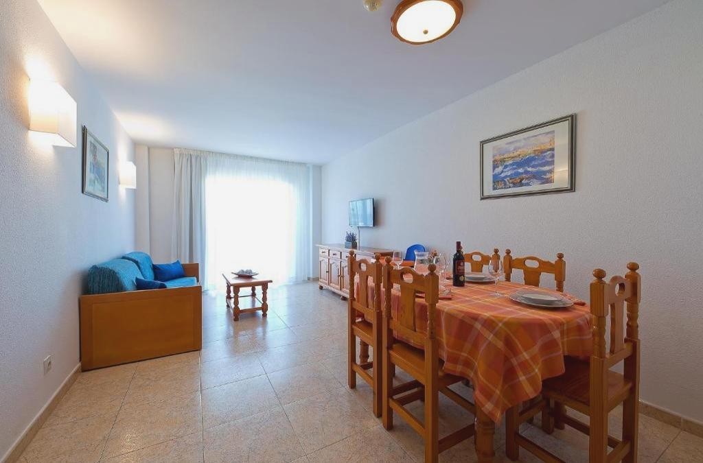 Rentalmar Pineda Suites