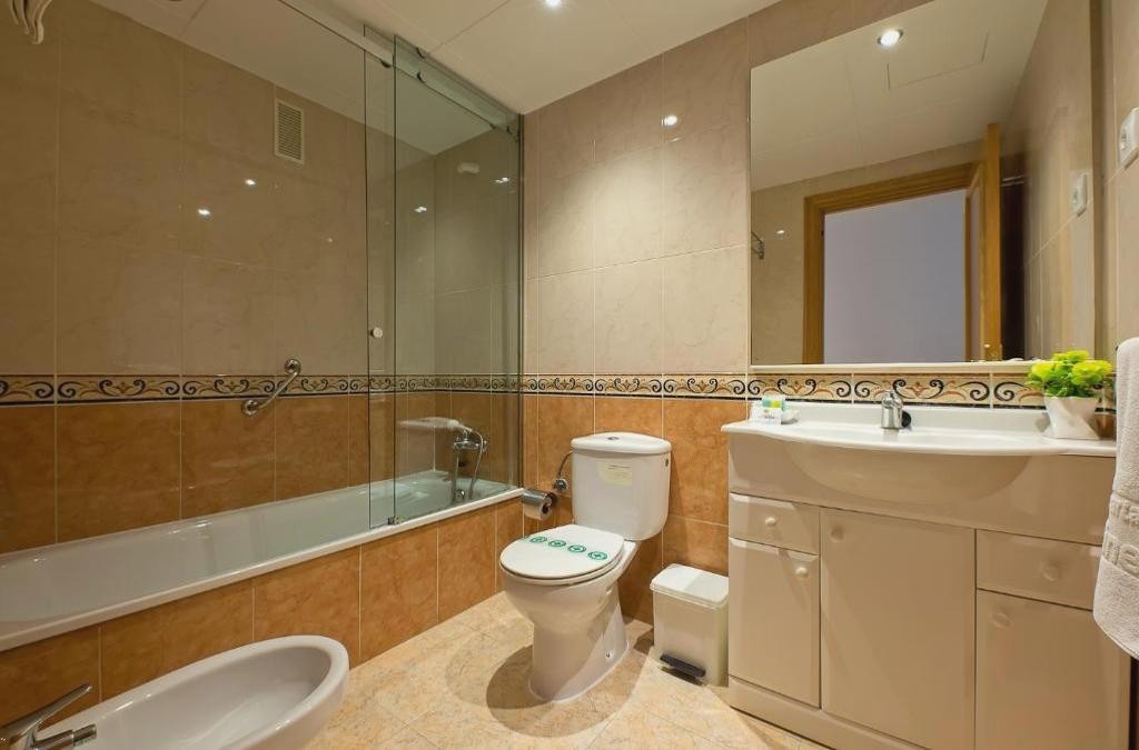 Rentalmar Pineda Suites