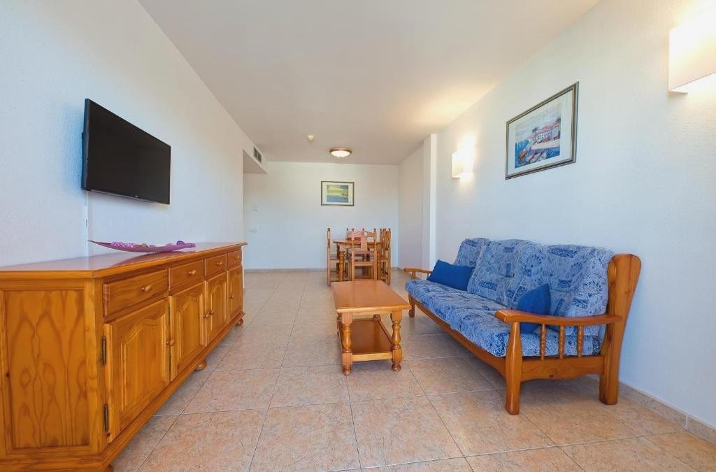 Rentalmar Pineda Suites