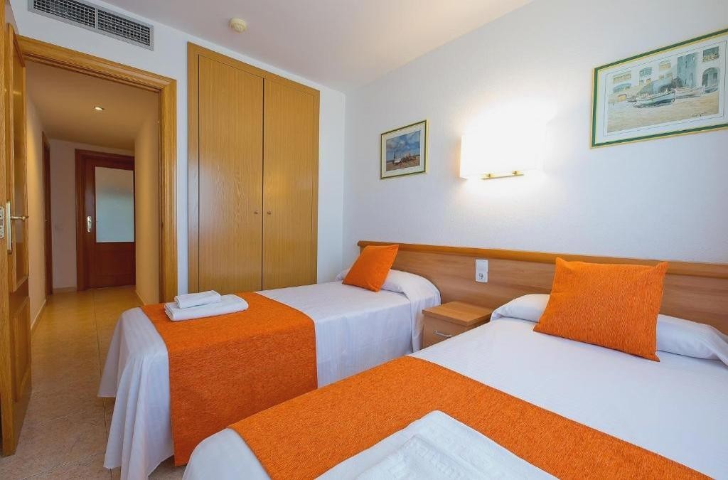 Rentalmar Pineda Suites