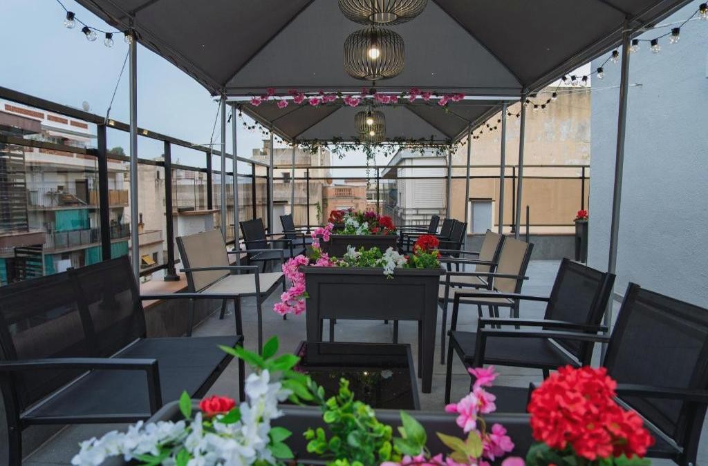Descubre el lado más chic de Lloret: suites con estilo