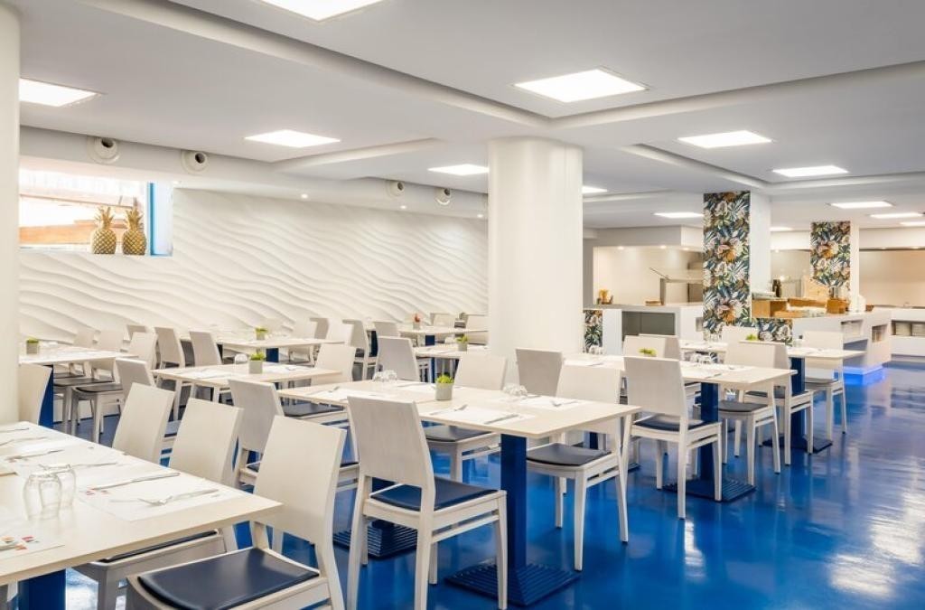 ¡El destino que nunca falla! Lloret de Mar en hotel 4*