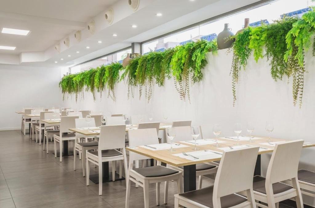 ¡Adults Recommended! Verano en Lloret de Mar con hotel 4* - The Place Mariner by ALEGRIA (Adults Only)